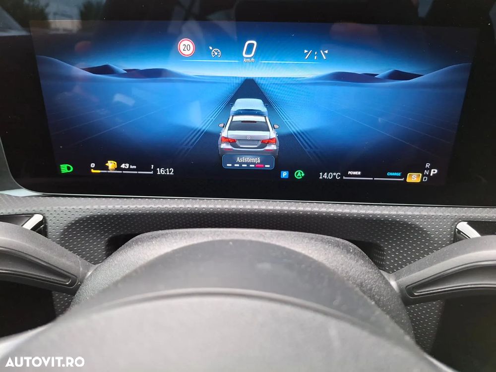 Mercedes-Benz A 180 7G-DCT Lim. AMG Line Advanced Plus - 24