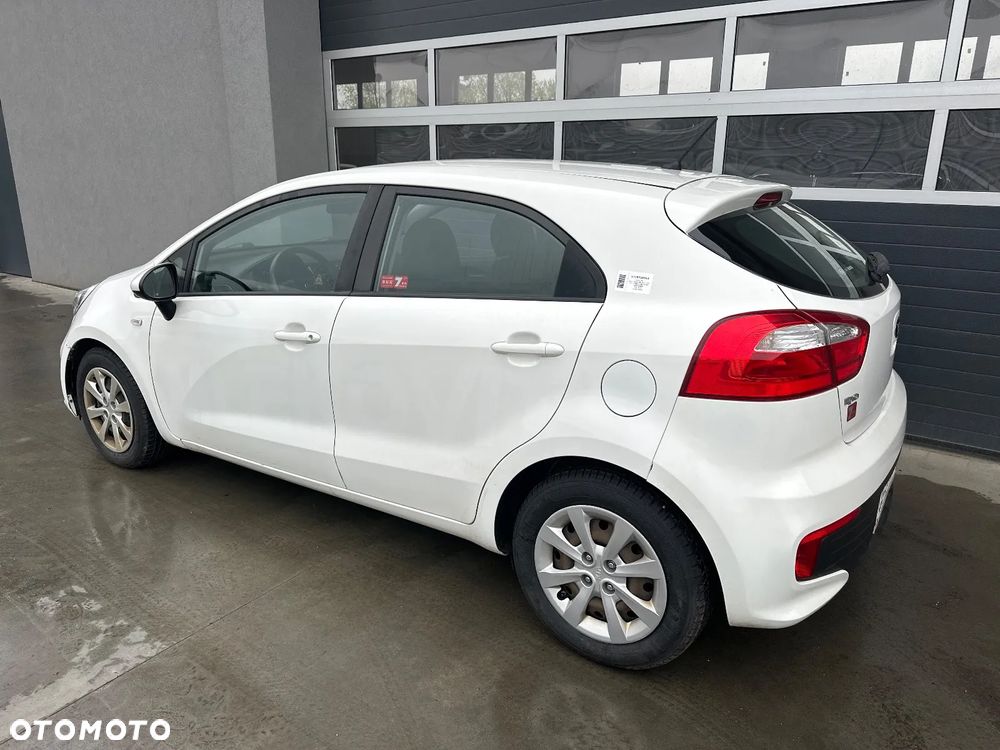 Kia Rio 1.4 crdi M (klm) - 9
