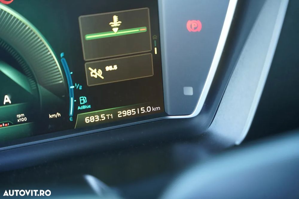 Volvo FH 500 / XXL / NON-I-SAVE / EURO 6 / ANVELOPE NOI / AER CONDIȚIONAT DE STAȚIONARE / I-SHIFT / PROVENIT DIN CONTRACT DE SERVICE / - 39