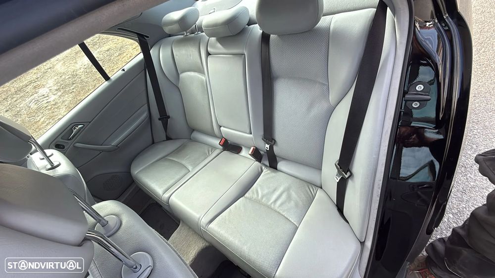 Mercedes-Benz C 220 CDi Classic - 11