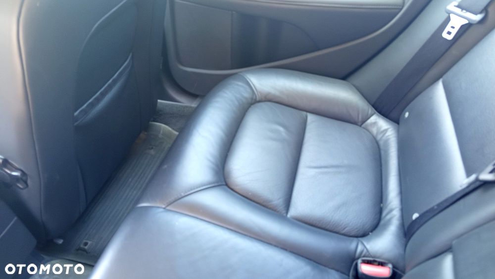 Volvo V70 2.0 - 18