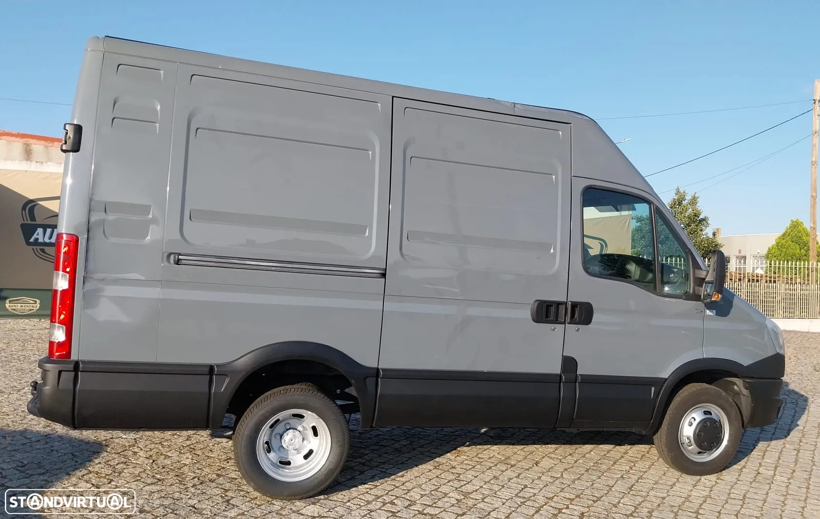 Iveco DAILY  35C17 RODADO DUPLO - 18