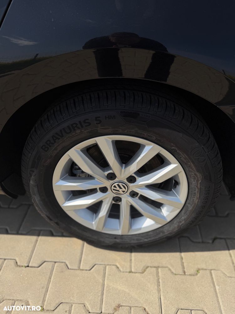 Volkswagen Passat 2.0 TDI Comfortline - 28