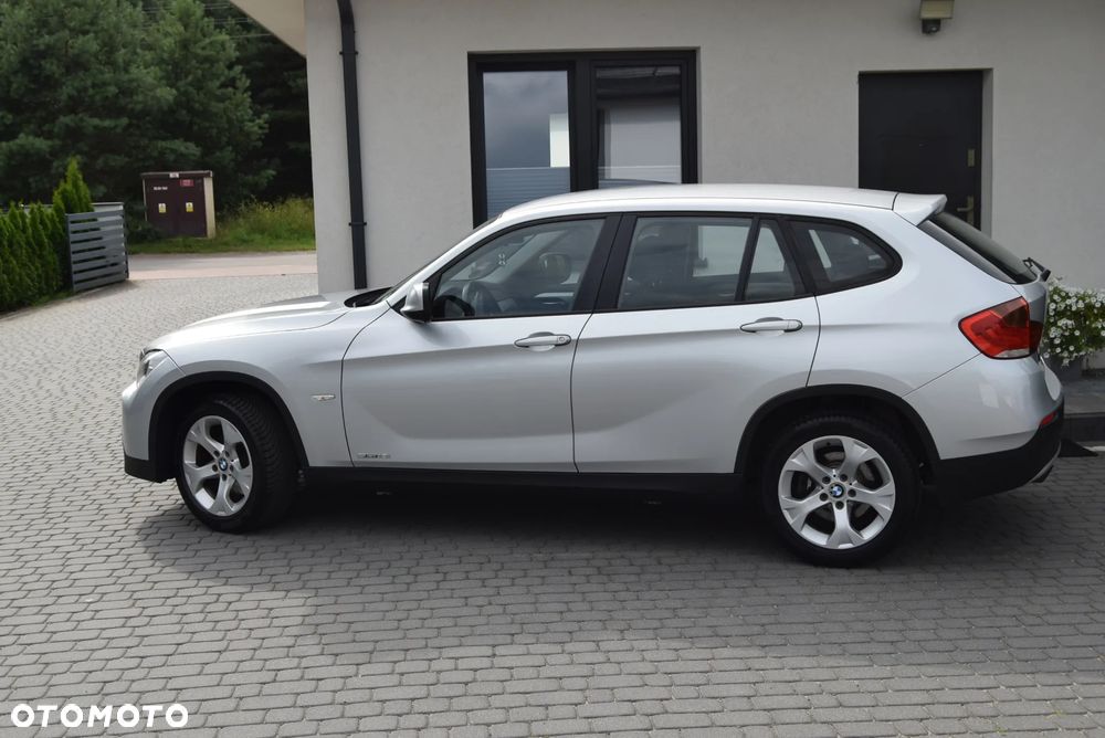 BMW X1 sDrive18i xLine - 2