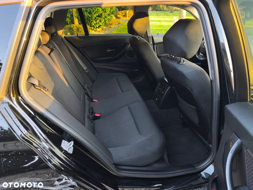 BMW Seria 3 320d Advantage - 7