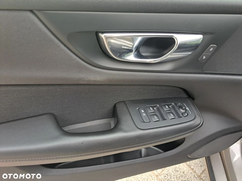 Volvo V60 D3 Geartronic - 18