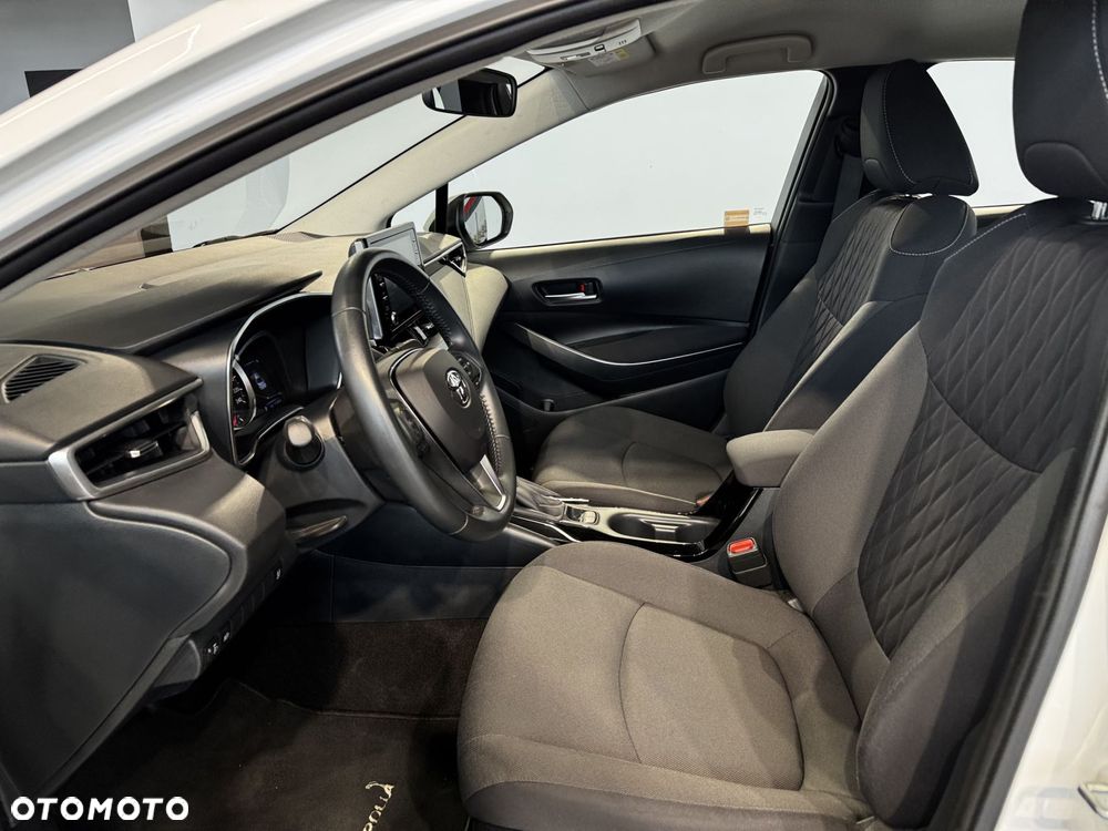Toyota Corolla - 14