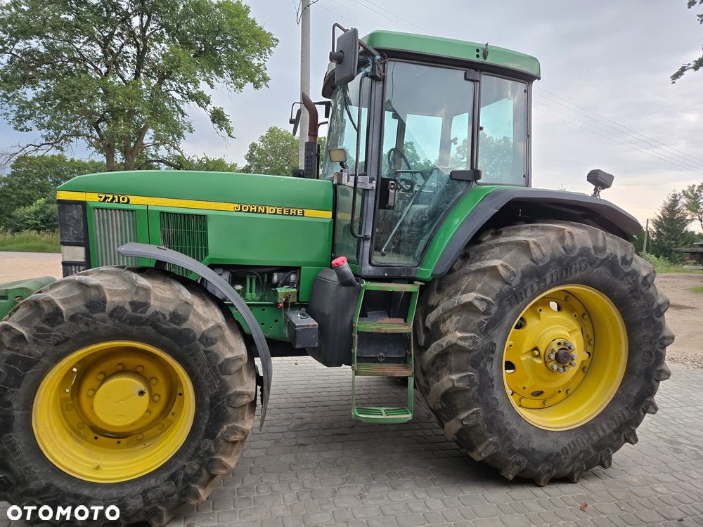 John Deere 7710 - 3