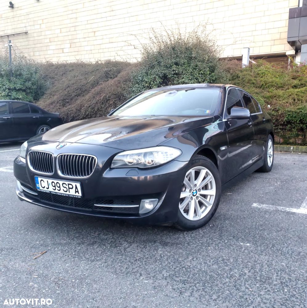 BMW Seria 5 520d Aut. - 1