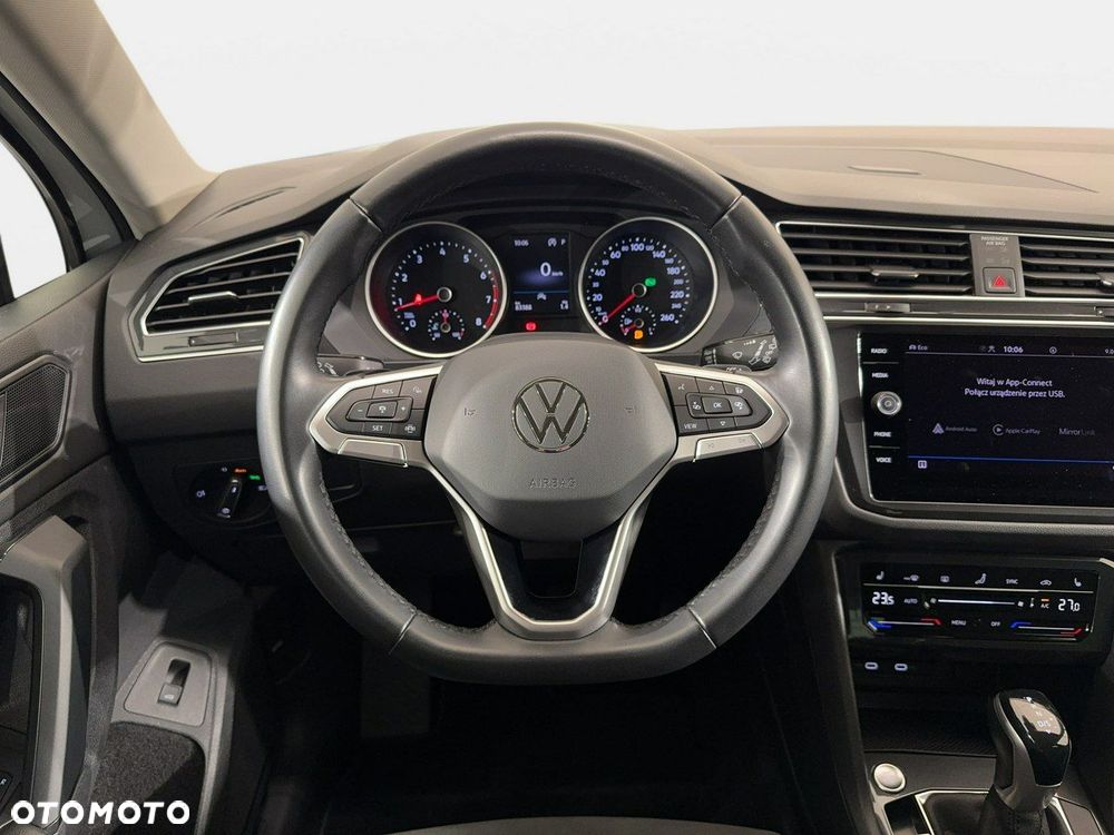 Volkswagen Tiguan - 18