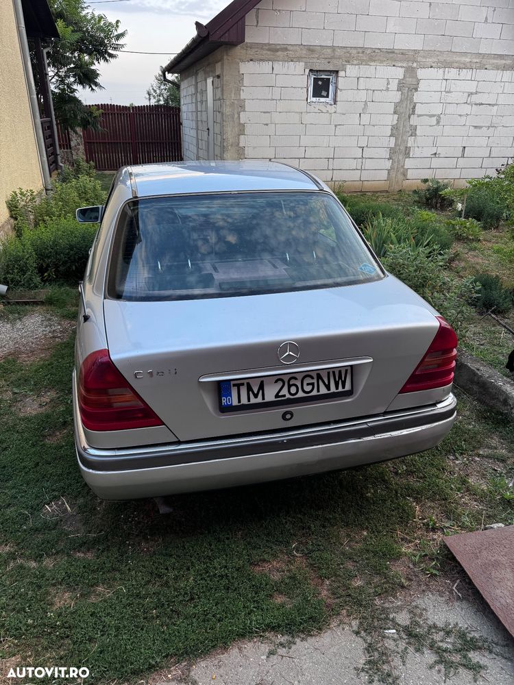 Mercedes-Benz C - 3