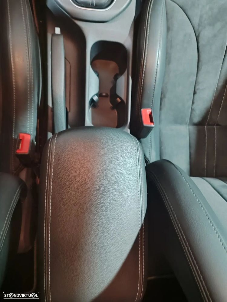 Hyundai i30 N 2.0 T-GDi Pack Performance 8DCT - 31