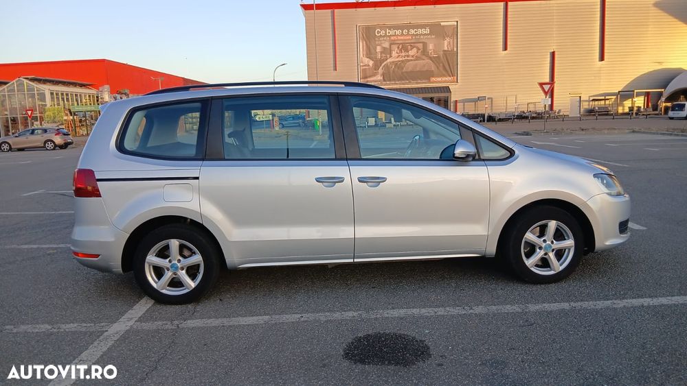 Volkswagen Sharan 2011 photo 3