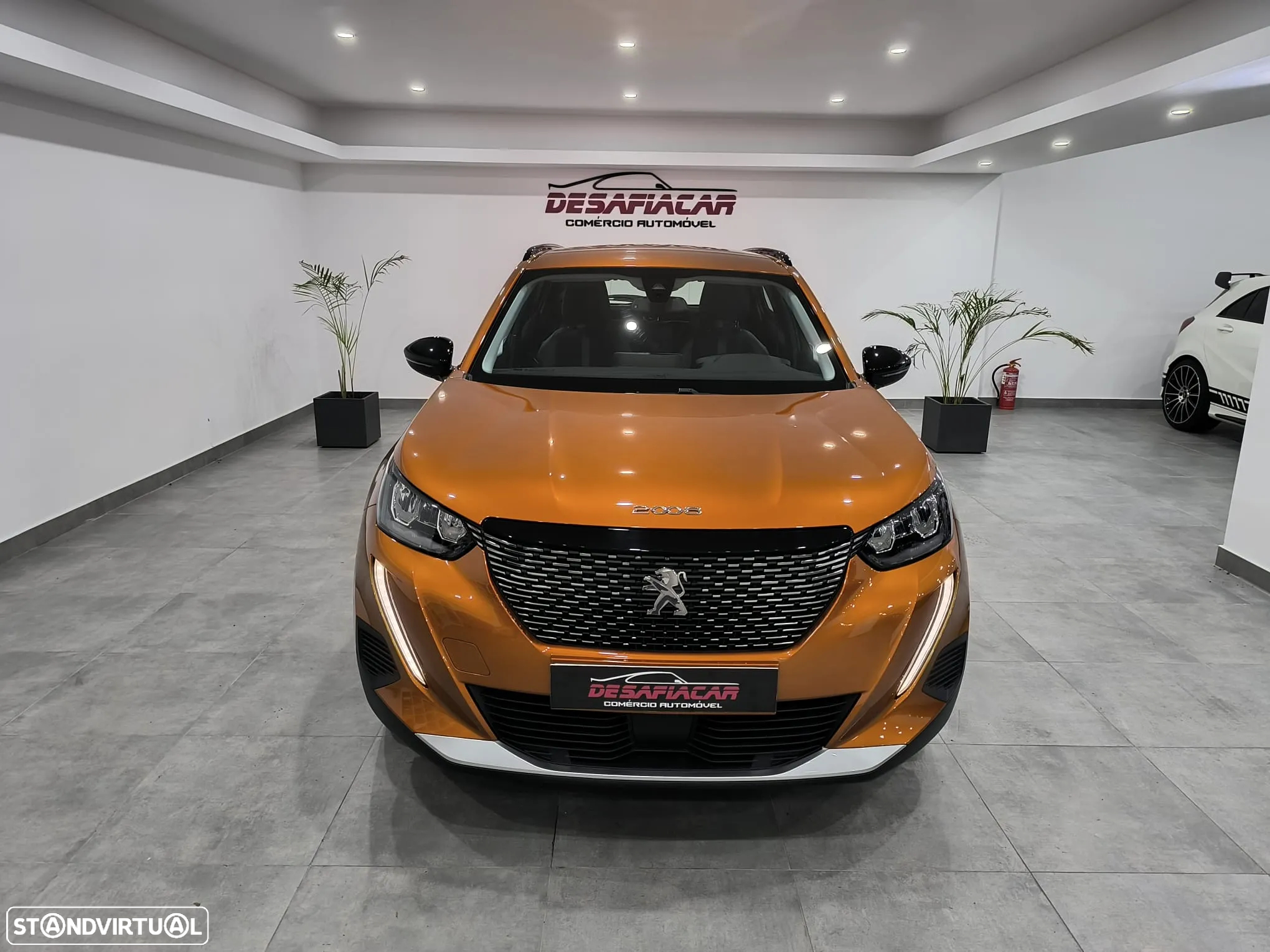 Peugeot 2008 1.2 PureTech Allure - 9
