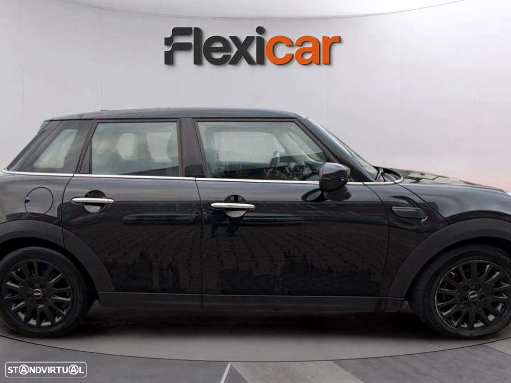 MINI 5 Portas Cooper Auto - 9