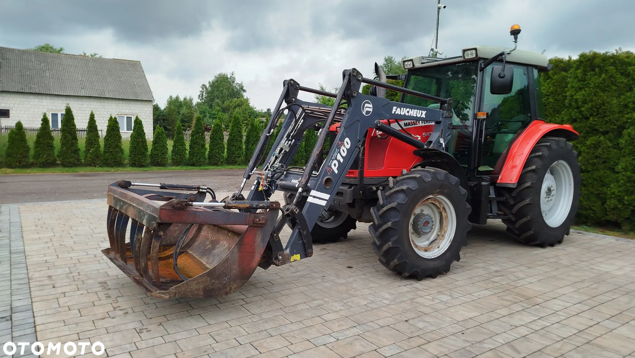 Massey Ferguson - 1