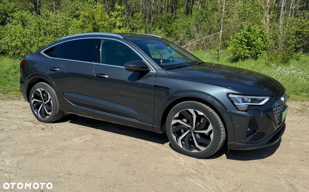 Audi Q8 Sportback e-tron - 2