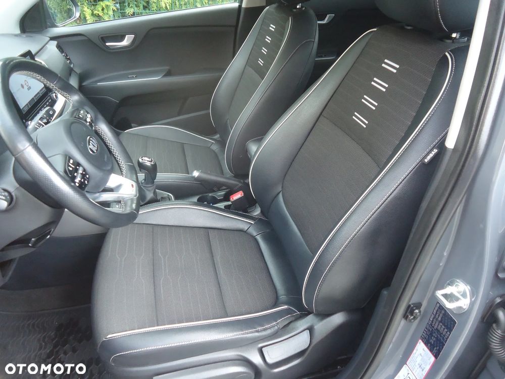 Kia Stonic 1.0 T-GDI GT Line - 20