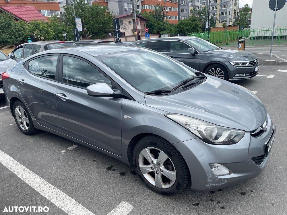 Hyundai Elantra 1.6 MPi - 5
