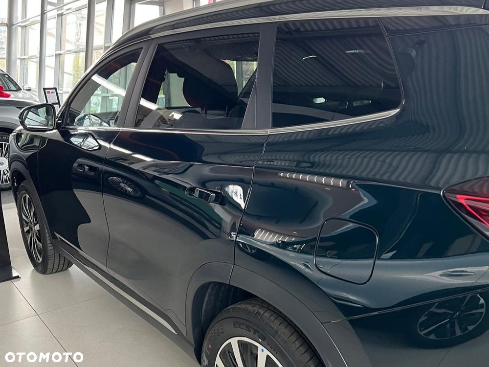 Chery Tiggo 8 1.5 T-GDI Super Hybrid Prestige DCT - 14