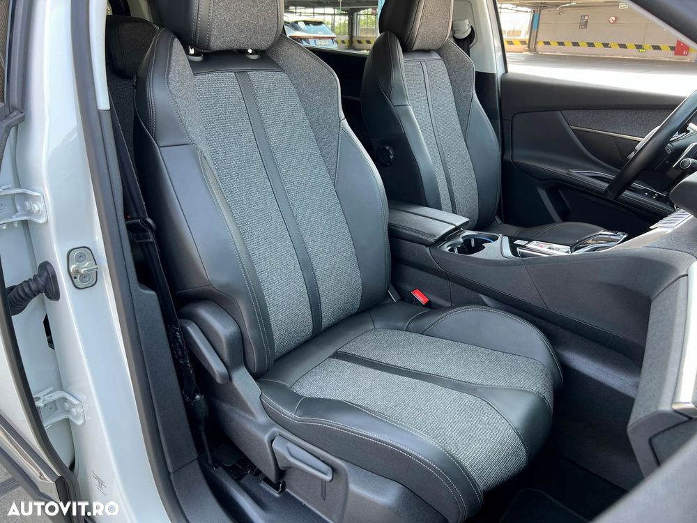 Peugeot 5008 BlueHDI 130 EAT8 Allure Pack - 11