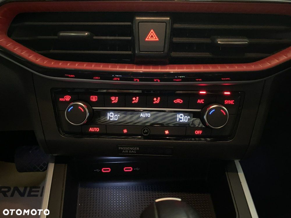 Seat Arona - 25