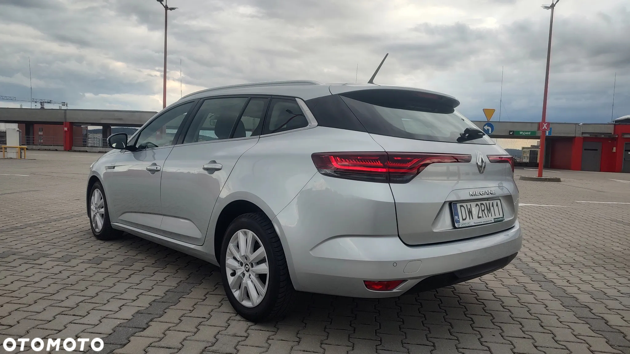 Renault Megane 1.3 TCe FAP Zen - 6