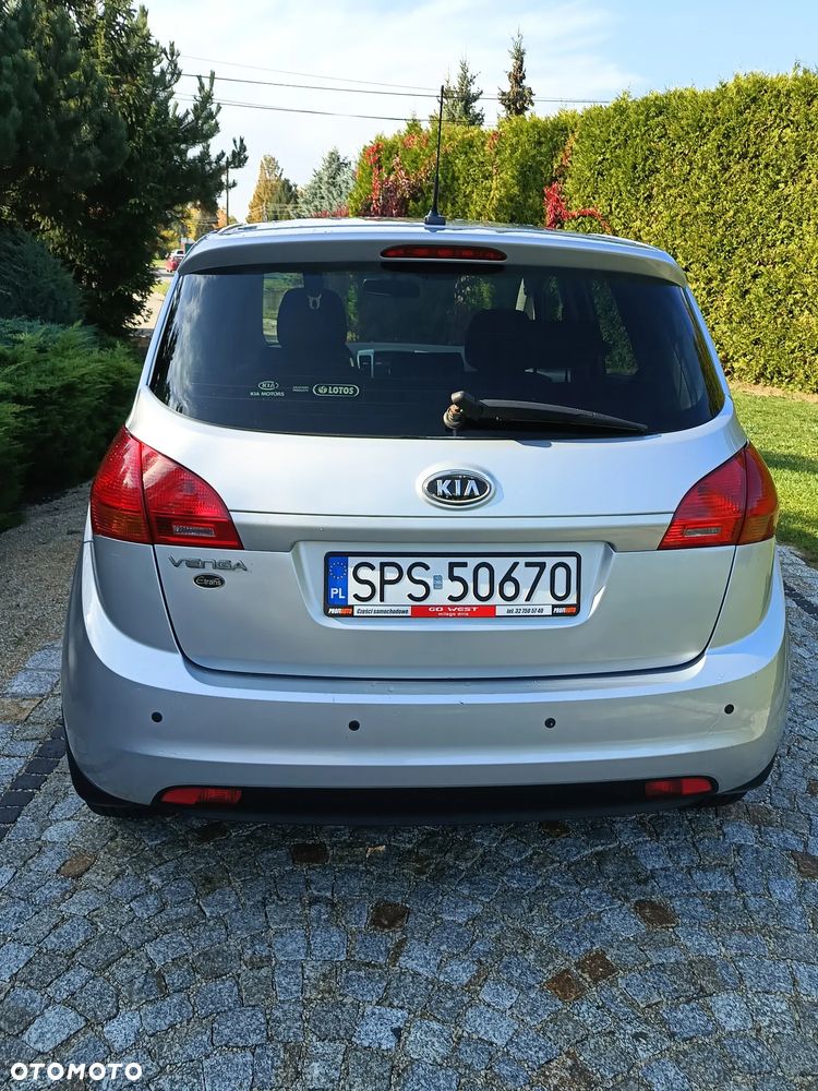 Kia Venga 2010 photo 5