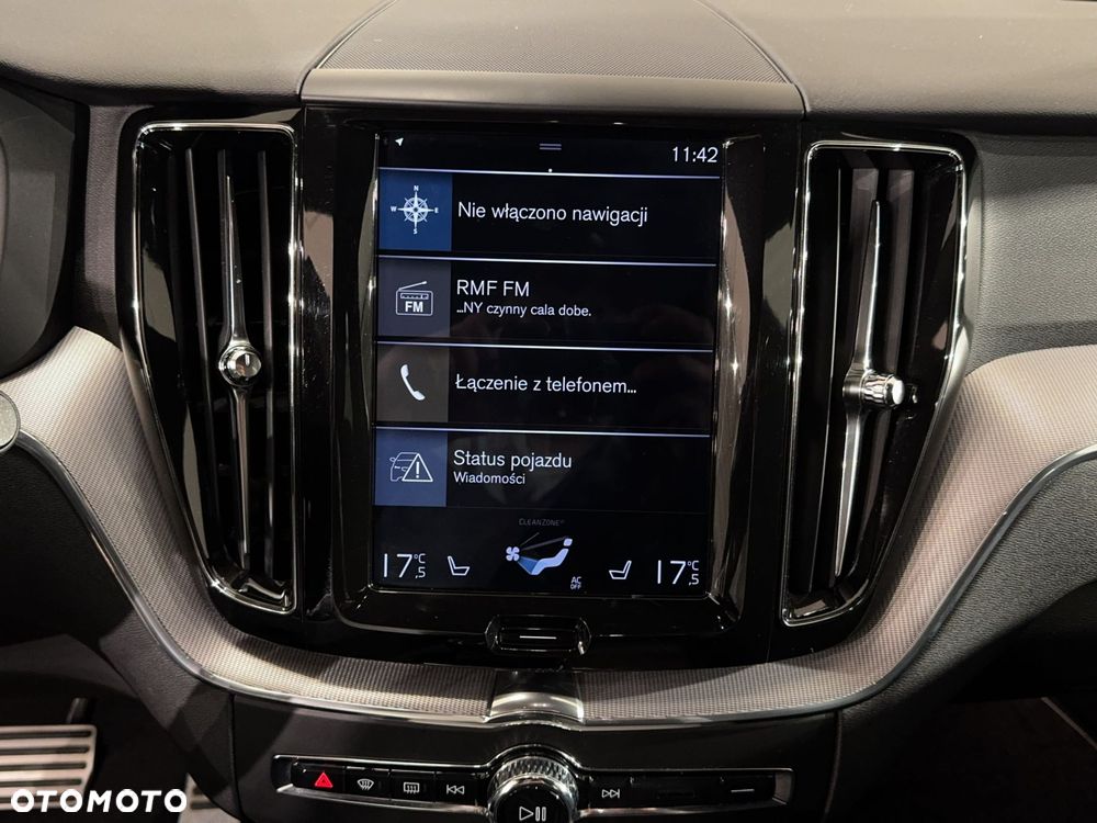 Volvo XC 60 - 22