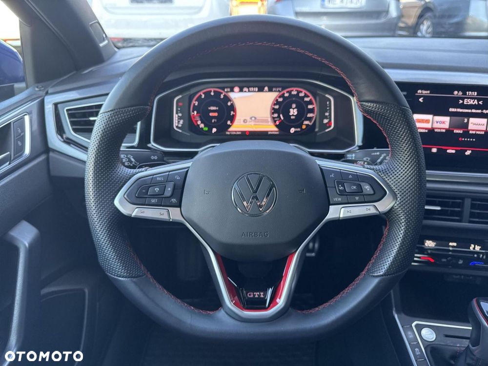 Volkswagen Polo - 14