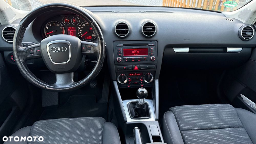 Audi A3 Sportback 1.4 TFSI Ambition - 12
