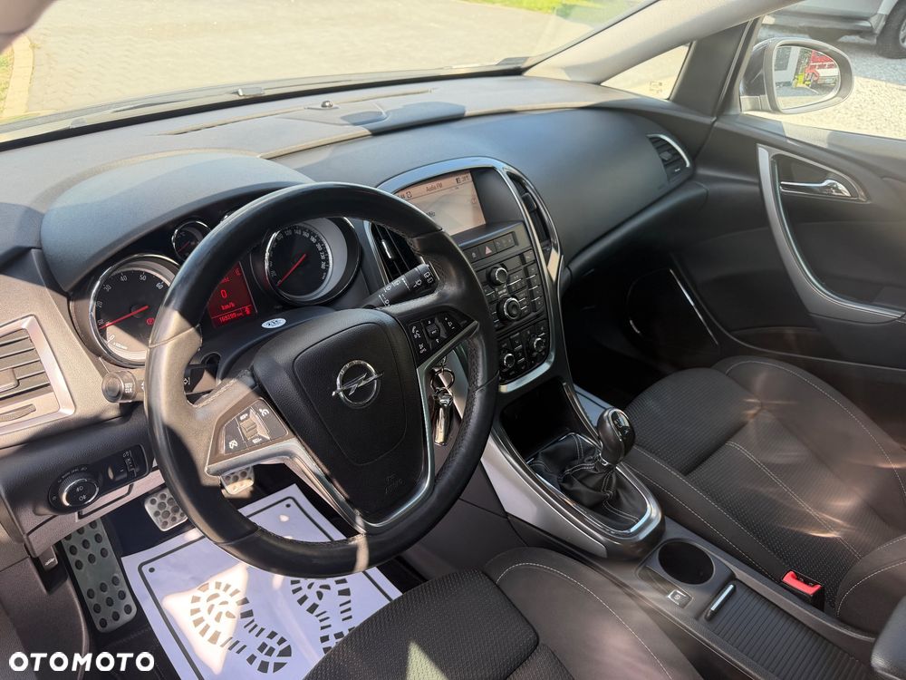 Opel Astra 1.4 T Edition 150 - 17