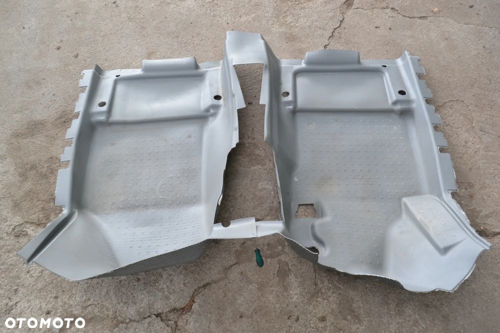 VW CADDY 04-15 DYWAN WYKŁADZINA GUMOWA PRZÓD PRZEDNIA SZARA 2K1863367C - 2