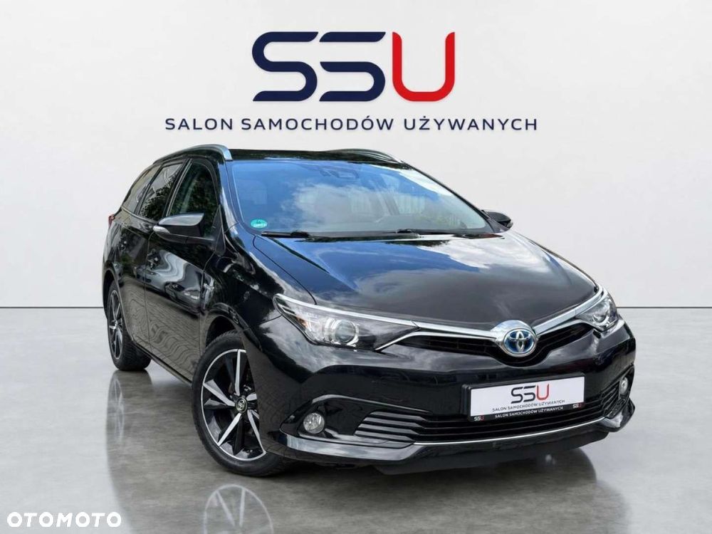 Toyota Auris Hybrid 135 Prestige - 2