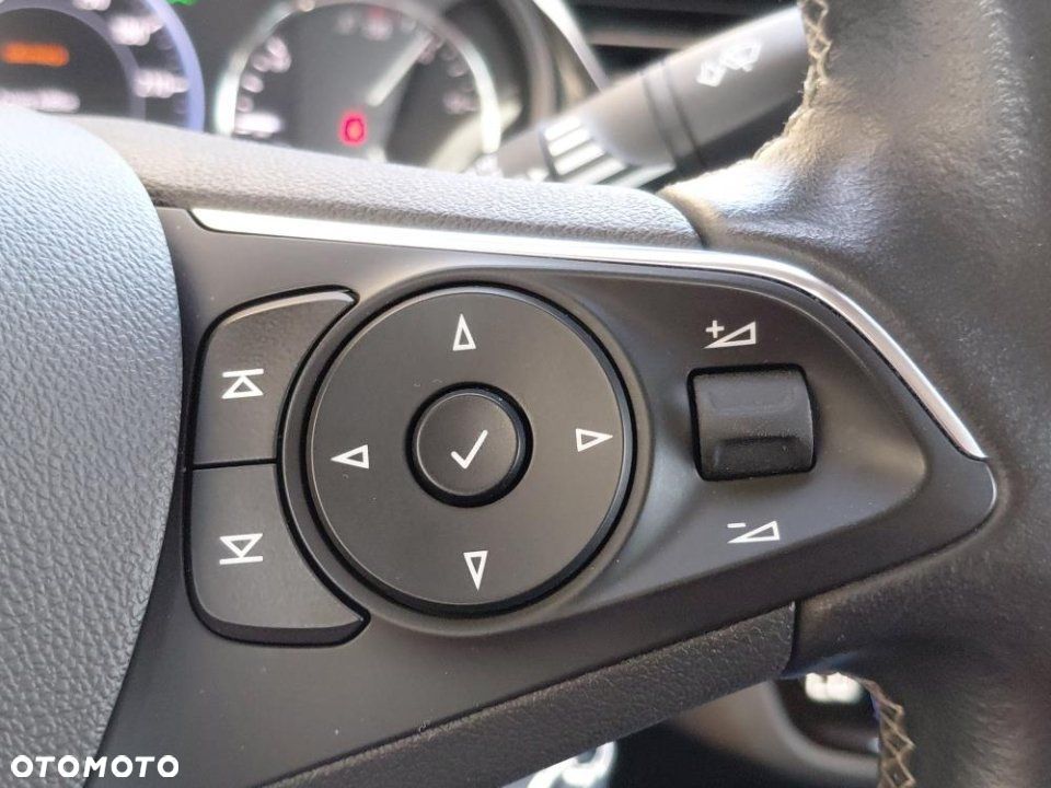 Opel Insignia - 16