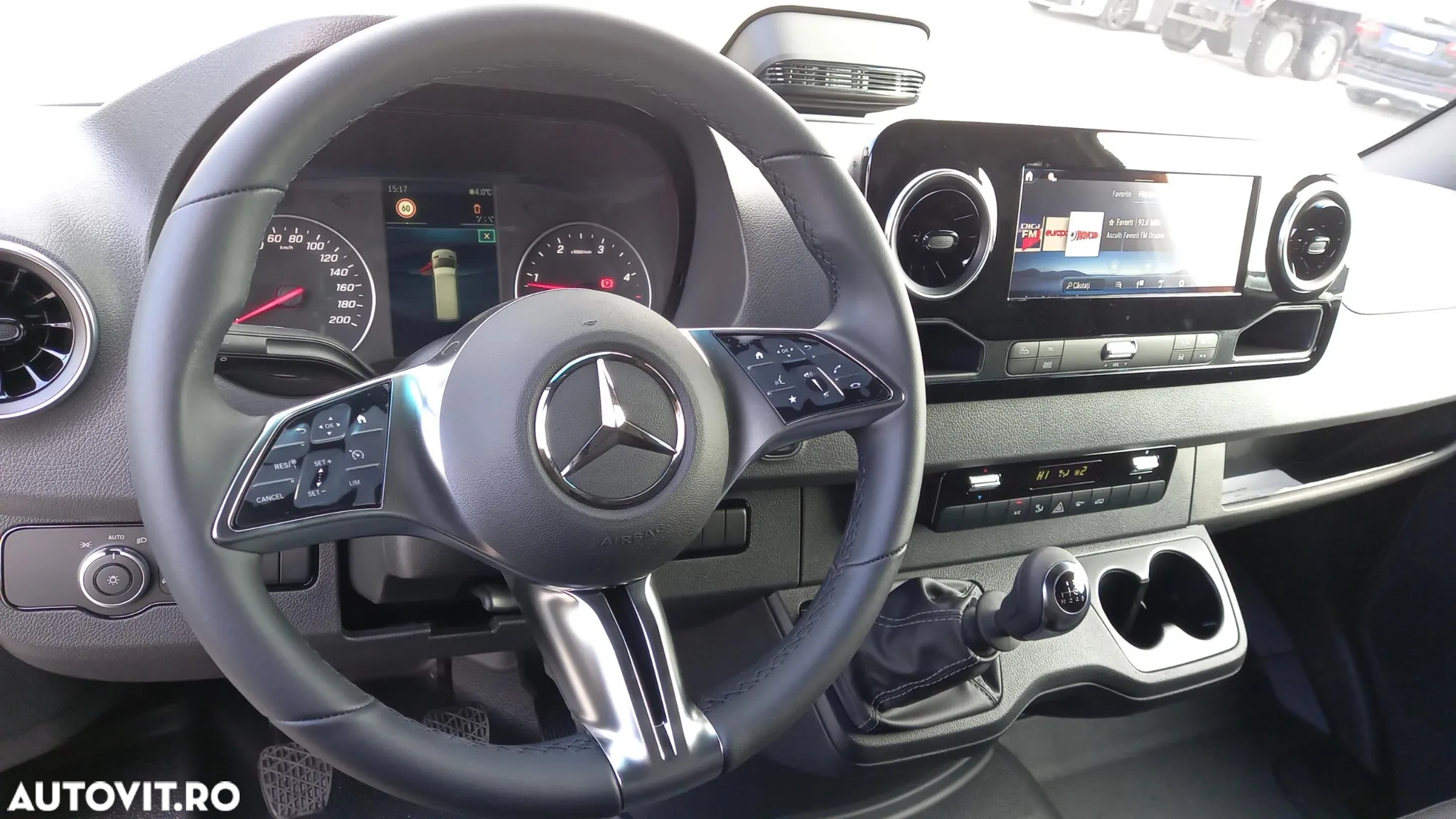 Mercedes-Benz Sprinter 317 - 6