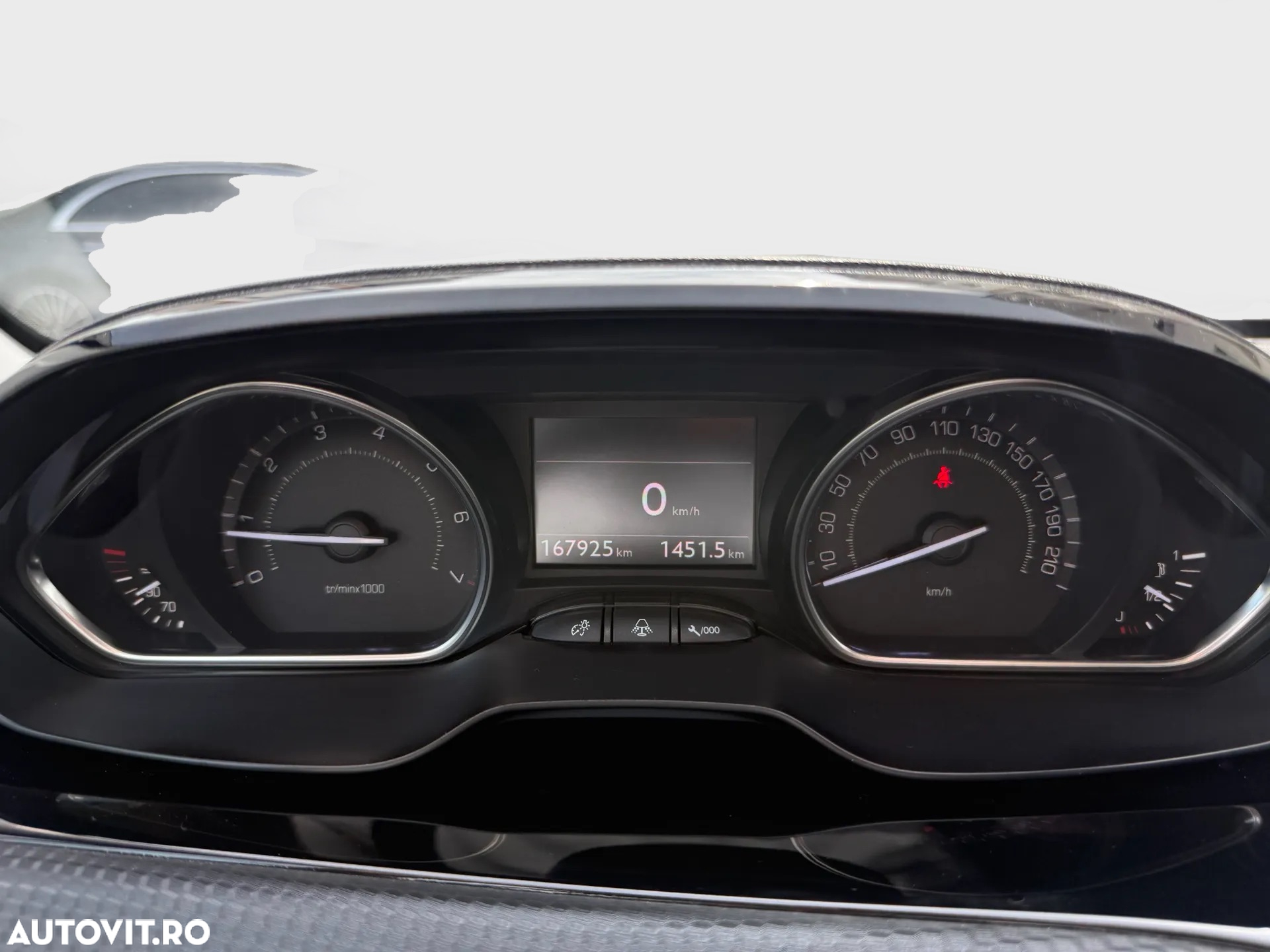 Peugeot 2008 1.2 VTi Allure - 15