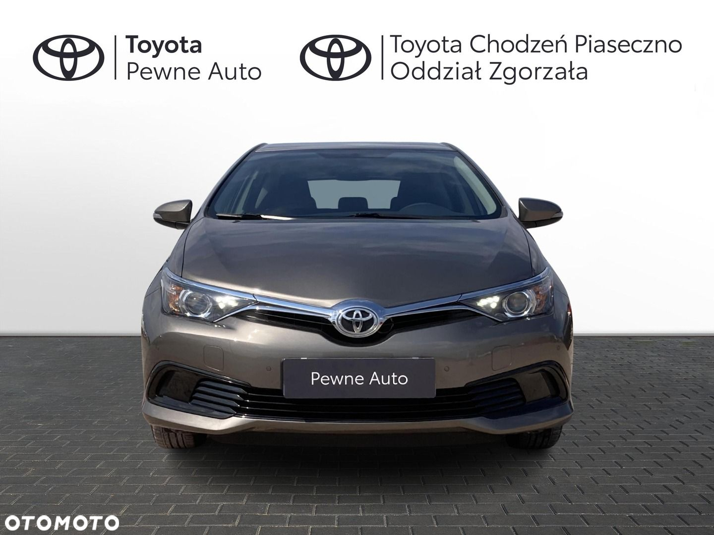 Toyota Auris - 8
