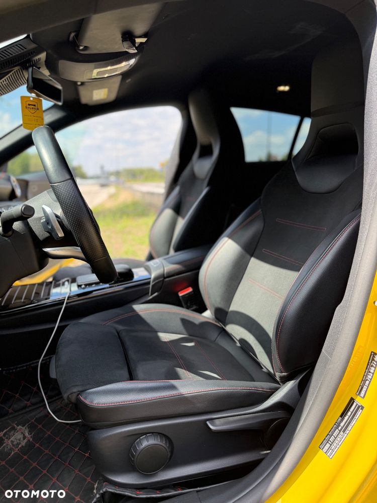 Mercedes-Benz CLA 250 AMG Line 7G-DCT - 15