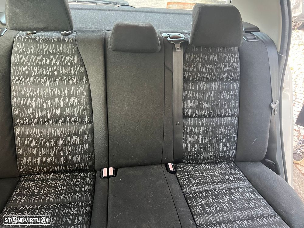 Peugeot 307 1.4 HDi XT - 11