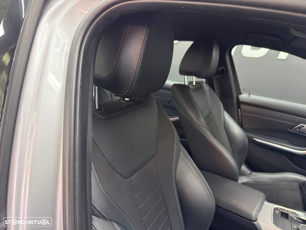 BMW 318 d Line Sport Auto - 45