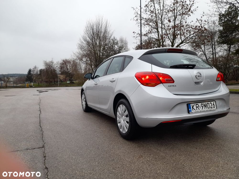 Opel Astra 1.6 Energy EU6 - 11