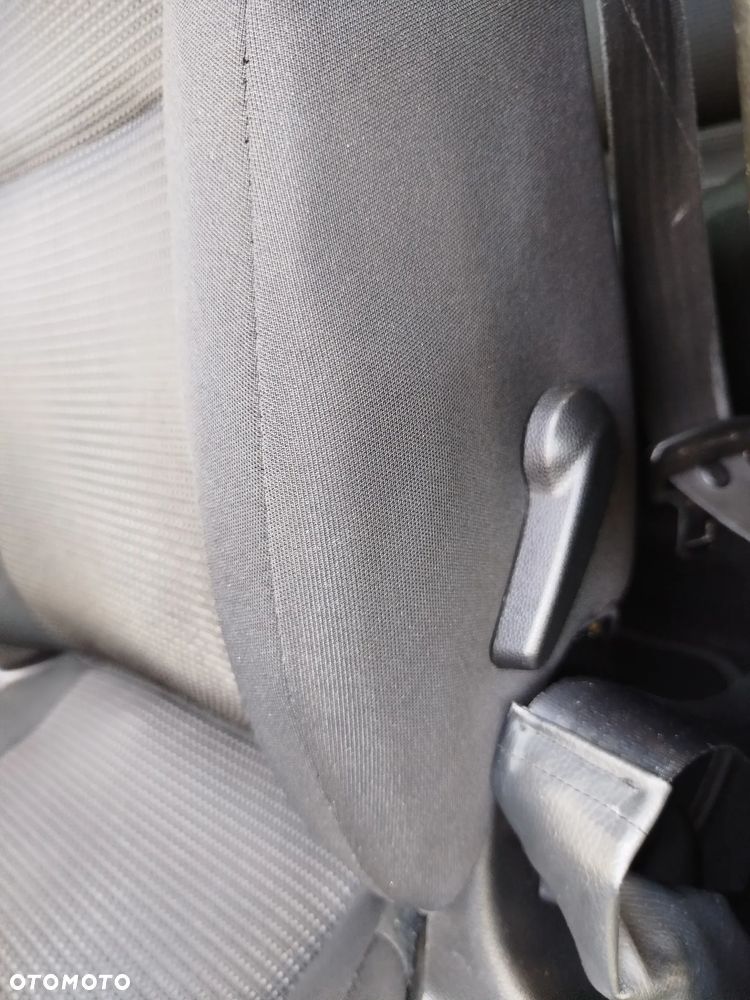 Mazda 3 1.6 Exclusive + - 14