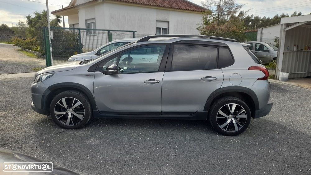Peugeot 2008 1.6 BlueHDi GT Line - 4