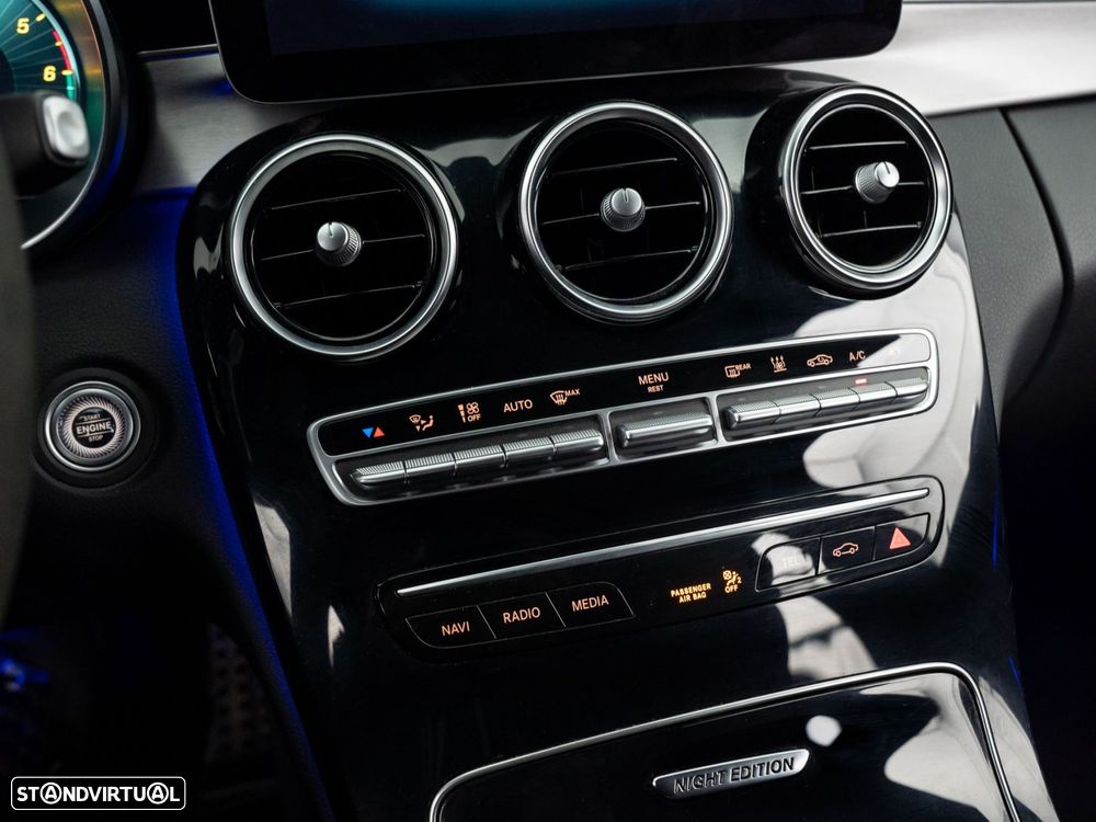 Mercedes-Benz C 300 de AMG Line - 26