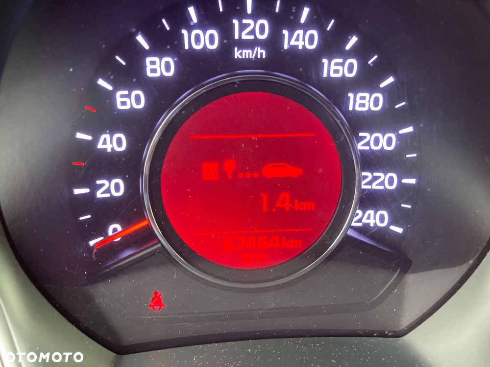 Kia Ceed 1.4 CVVT Attract - 8