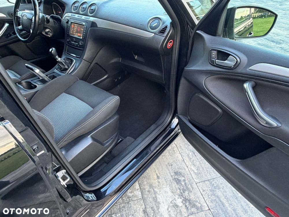 Ford Galaxy 2.0 TDCi Titanium - 27
