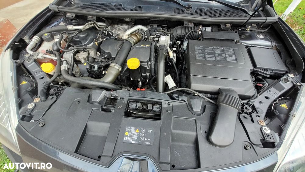 Renault Megane ENERGY dCi 110 Start & Stop Bose Edition - 31