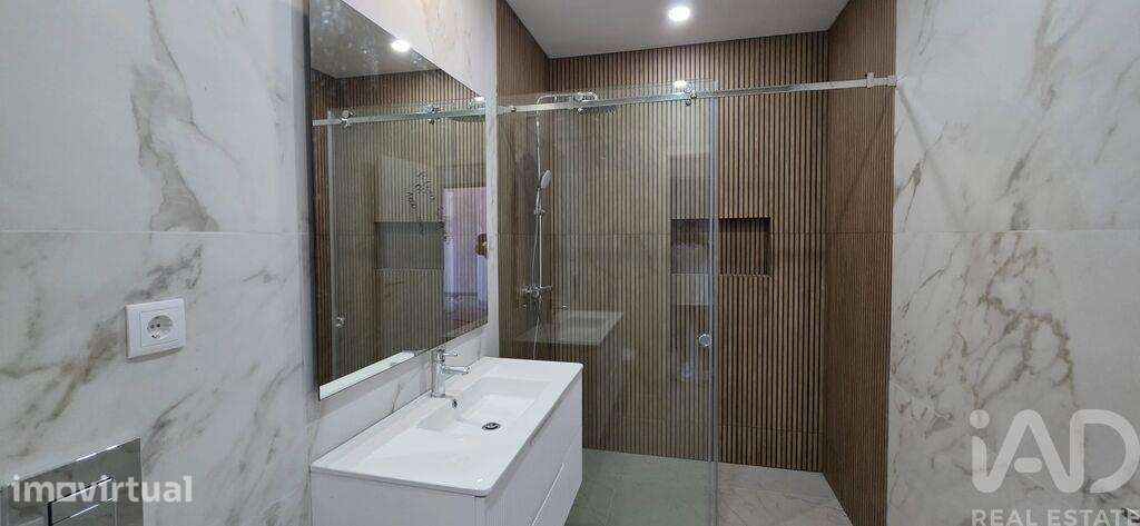 Apartamento T2 em Quarteira de 132,00 m2 - Grande imagem: 4/5