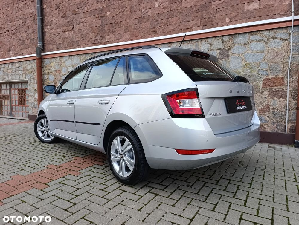 Skoda Fabia 1.0 TSI Ambition - 7